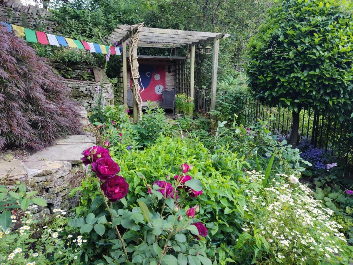 Beautiful Quiet Room In The Heart Of Holmfirth Buitenkant foto